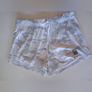 Athletic Works Women's Performance GYM Shorts NWT Sz Large (12-14)